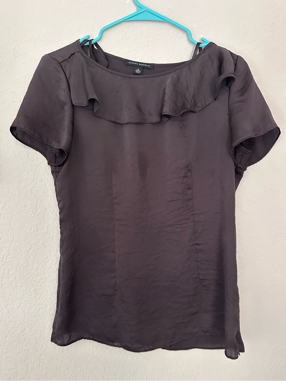 Banana Republic Dark Purple/Gray Ruffle-Neck Short Sleeve Blouse